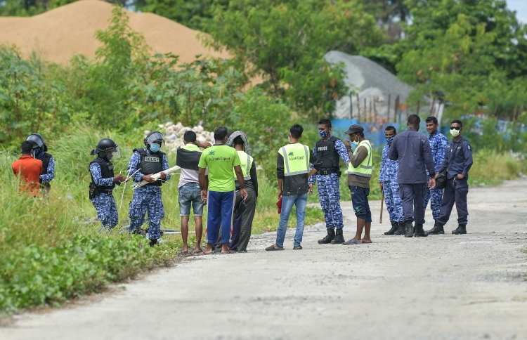 ހުޅުމާލޭގައި މުޒާހަރާކުރި ބިދޭސީން ފޮނުވާލައިފި