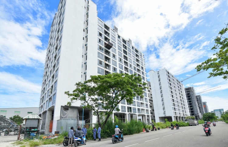 އައިލެންޑް އެކްސްޕާޓުން ފުލުހުންގެ ފްލެޓްތައް ދޫކޮށްލަނީ