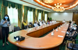 President Ibrahim Mohamed Solih, Minister of Foreign Affairs Abdulla Shahid  AND MINISTRY executives during the meeting. PHOTO: PRESIDENT'S OFFICE