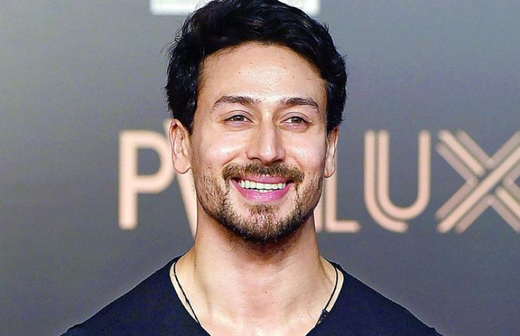 ޓައިގާ ޝްރޮފް ޗުއްޓީ އަށް ރާއްޖޭގައި