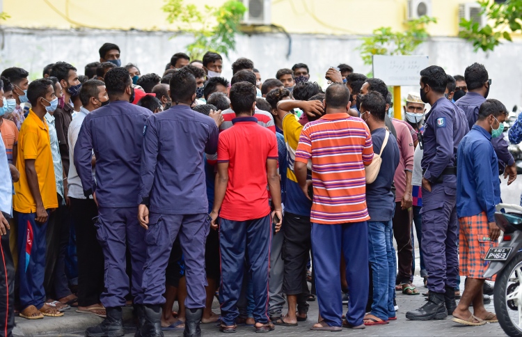 ހަޅުތާލުކުރުން ހަނިކުރި ގަވާއިދު ގާނޫނުއަސާސީއާ ހިލާފު