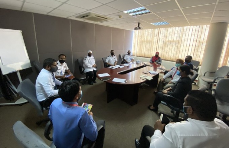 ވެހިކަލްތައް އެތެރެކުރުމުގައި އޮޅުވާލާ މައްސަލަ ބަލަނީ