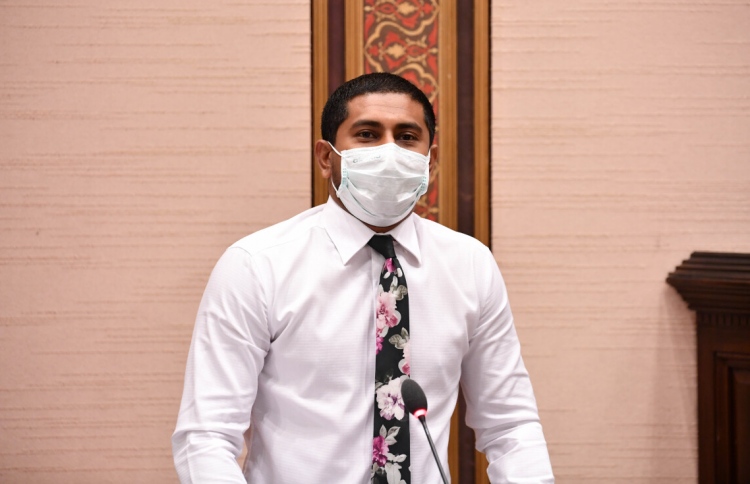 މަހްލޫފްގެ ޝަރީއަތް ކެންސަލްކޮށްފި