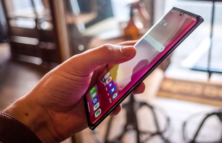 އެލްޖީ ވެލްވެޓްގެ ވާހަކަ އަޑުއެހިންތަ؟