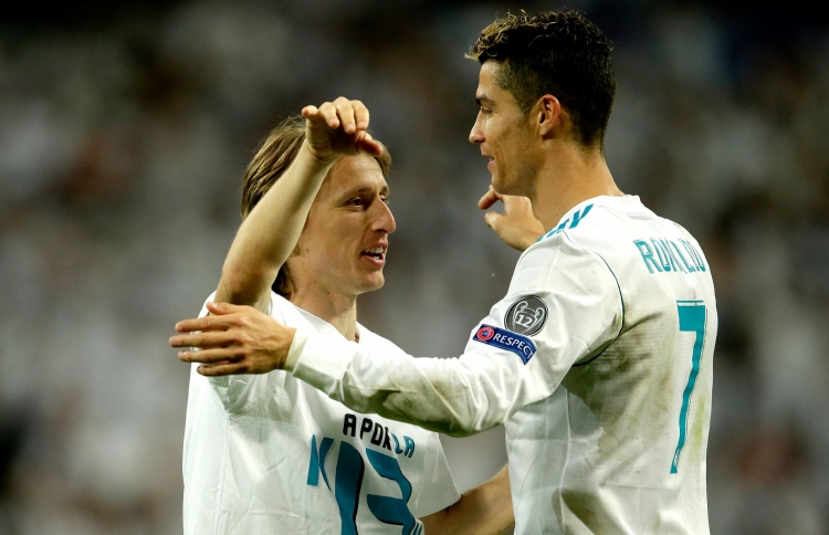 "ރޮނާލްޑޯ ނެތި ރެއާލް ވަރުގަދަވީ ޓީމެއްގެ ގޮތުގައި"