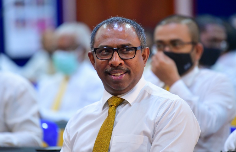 އާޒިމް ފައްޔާޒަށް: "ކުރި ވައްކަންތައް އެނގޭ"