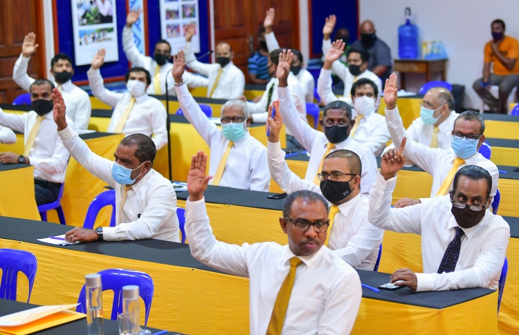 ބޭނުންވާ ހުކުމް ނުކުރާ ނަމަ ޝަރުއީ ދާއިރާ ގޯސް!