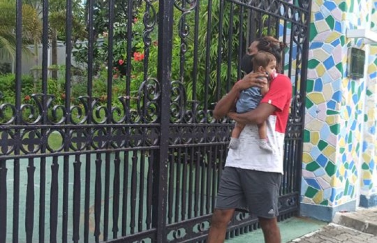 ދަރިފުޅު ބޭރަށް ގެންދެވޭތޯ ޔުނާން މުލިއާގެ ކައިރިއަށް