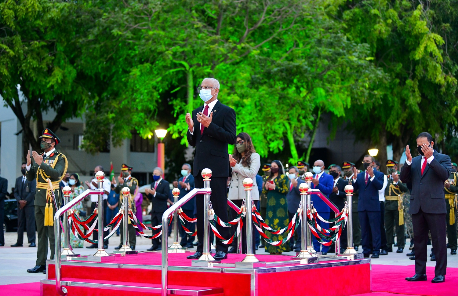 ދިދަ ނެގުމުގެ ރަސްމިއްޔާތުގައި ދުއާ ކުރައްވަނީ: ރާއްޖޭގައި މީހުން ދިރިއުޅޭ ހުރިހާ ރަށެއްގައި ވެސް ދިދަ ނެގުމުގެ ރަސްމިއްޔާތު ވަނީ ބާއްވައިފަ-- ފޮޓޯ: ރައީސް އޮފީސް