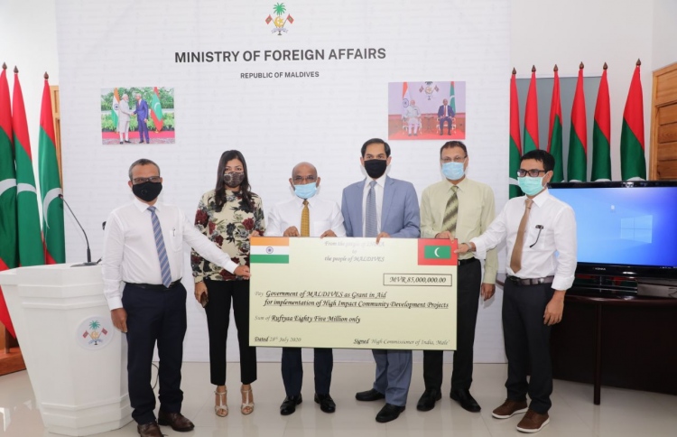 9 މަޝްރޫއަކަށް އިންޑިއާއިން 85 މިލިއަން ރުފިޔާ ދީފި