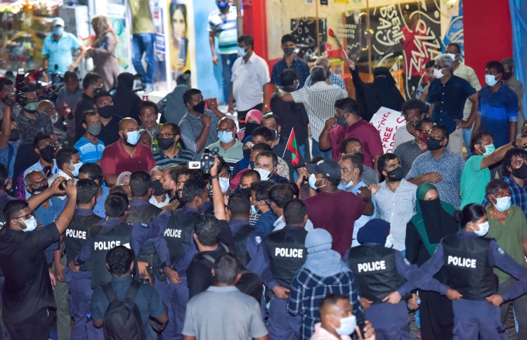 އެއްވުންތައް ނުބާއްވަން ފުލުހުން އިލްތިމާސްކޮށްފި