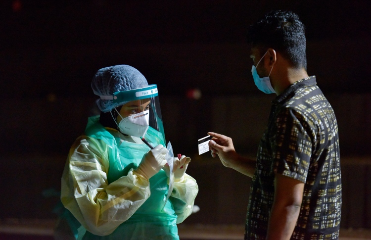 ކޮވިޑަަށް އިތުރު 1،594 މީހަކު ޕޮޒިޓިވް