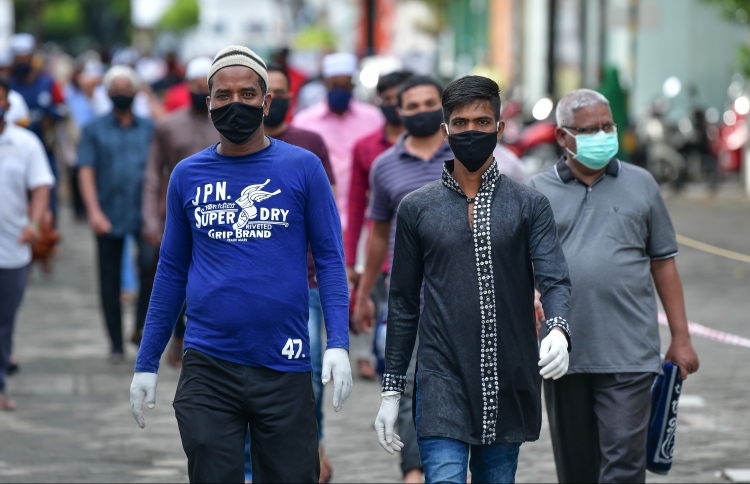 މާސްކް ނާޅައިގެން ފުރަތަމަ ދުވަހު ހަތަރު މީހަކު ޖޫރިމަނާ