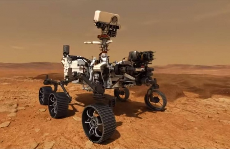 މާސްއަށް އާ އުޅަނދެއް، ހެލިކޮޕްޓަރެއް ވެސް ހިފައިގެން