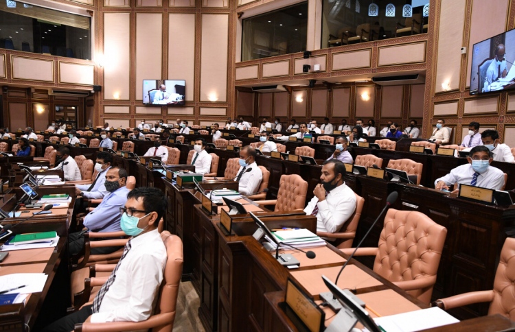 ސަލާން ޖެހުން ނުހުއްޓޭ، އާސަންދަ އިސްލާހުކޮށްދީ!