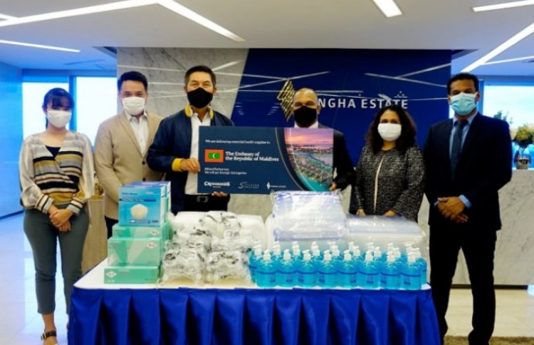 ކްރޮސްރޯޑްސް އިން ރާއްޖެއަށް ސިއްހީ ސާމާނު ހަދިޔާކޮށްފި