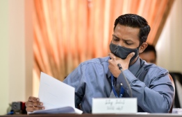 Auditor General Hassan Ziyath speaking at the Public Accounts Committee on Tuesday. PHOTO: NISHAL ALI/ MIHAARU