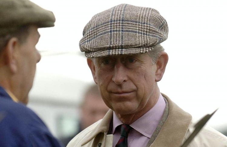 ޕްރިންސް ޗާލްސްގެ އޯގެނިކް ފާމިން ހުއްޓުމަކަށް