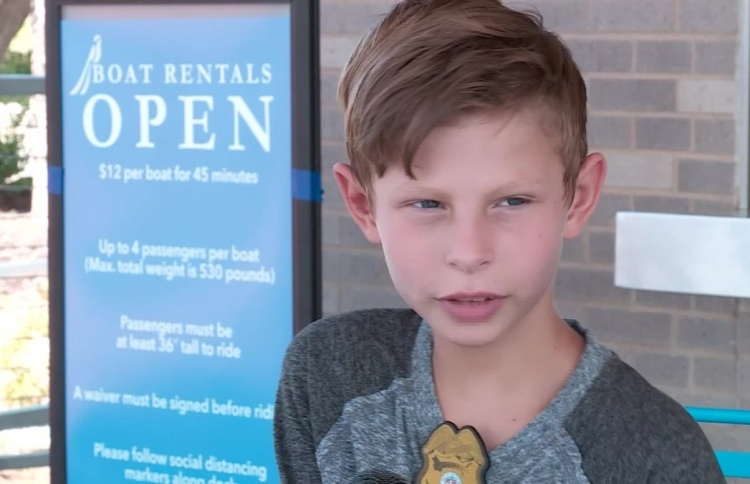 މި ކުއްޖާ އެދެނީ އާއިލާއަކަށް