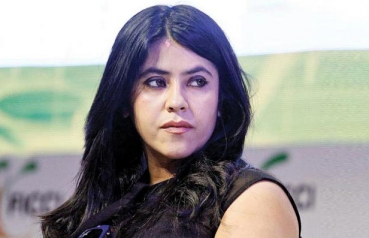 "ކަސޯޓީ" ގެ އަނޫރާގްގެ ރޯލަށް ތިން އެކްޓަރެއް