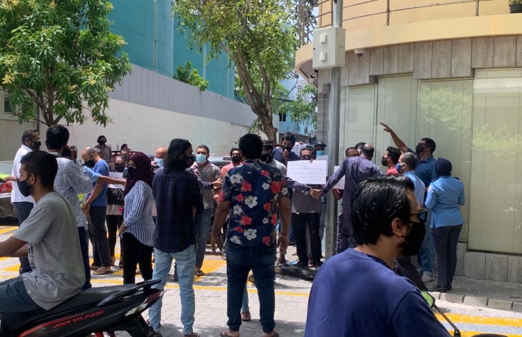 ރެސްޓޯރަންޓުތަކުގެ ވެރިން އަނެއްކާވެސް މުޒާހަރާ އަށް