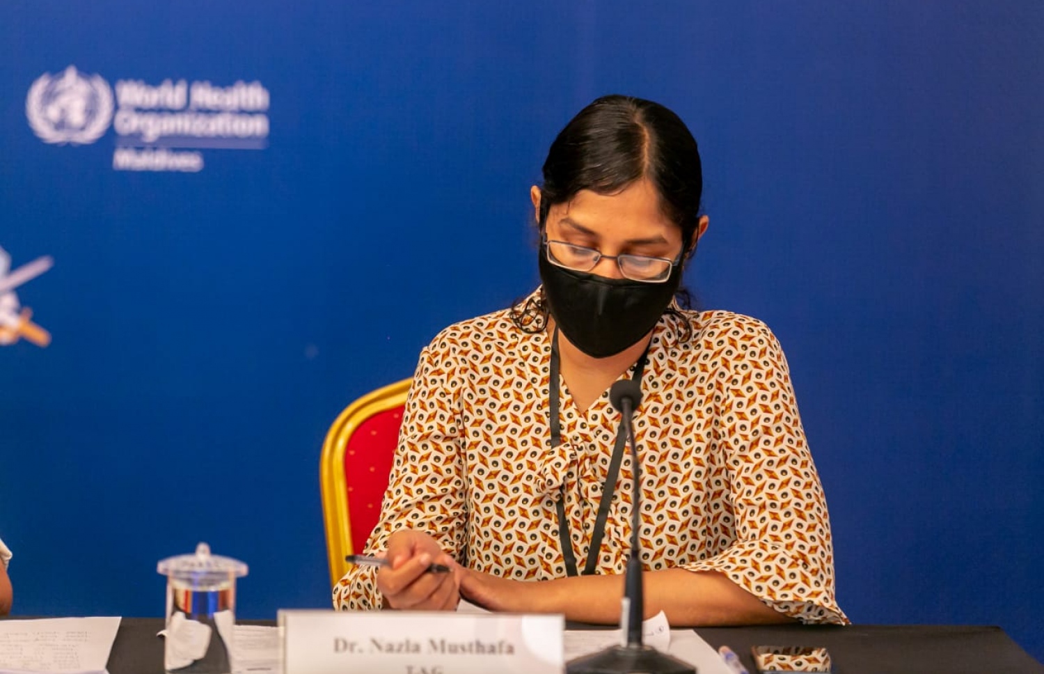 މީގެ ކުރިން ބޭއްވި ނިއުސް ކޮންފަރެންސްގައި ޓެގްގެ މެމްބަރު ޑރ. ނަޒްލާ މުސްތަފާ ބައިވެރިވެވަޑައިގަންނަވަނީ.-- ފޮޓޯ: އެޗްއީއޯސީ