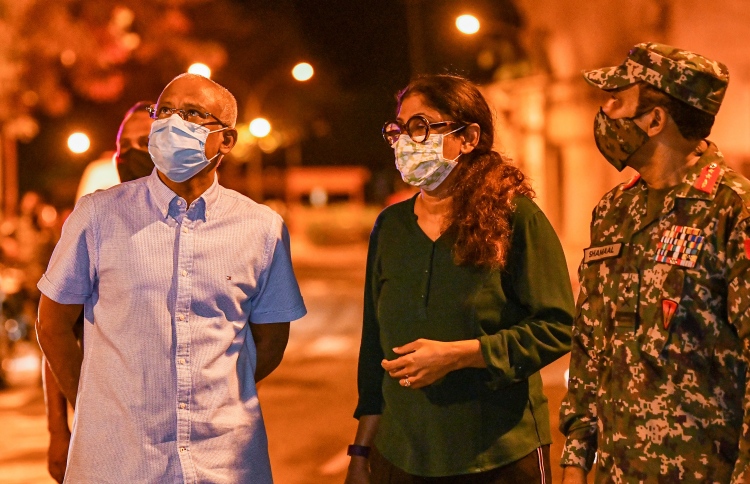 ވަކިވަކި ސިފައިން ހާޒިރުވިޔަ ނުދޭން އުޅެނީ ރައީސް؟