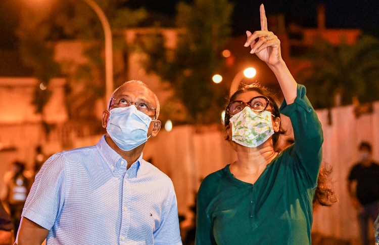 ދައުރު ކުރަނީ ދޮގު ލިޔުންތަކެއް: ޑިފެންސް