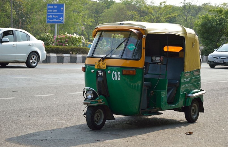 ލޯބިވެރިޔާ ގެއްލުމުން ޑްރައިވަރުންގެ ފޯނު ވަގަށްނަގަނީ!