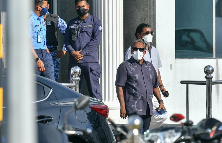 ވަހީދު ޕޮލިހަށް ހާޒިރުކުރުމުން ފާޑުވިދާޅުވީ ރައީސަށް