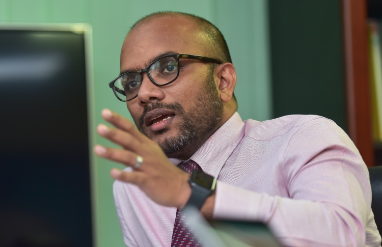 700 މިލިއަން ޑޮލަރު ލިބުމުގެ މަގުމަތީގައި: އަމީރު