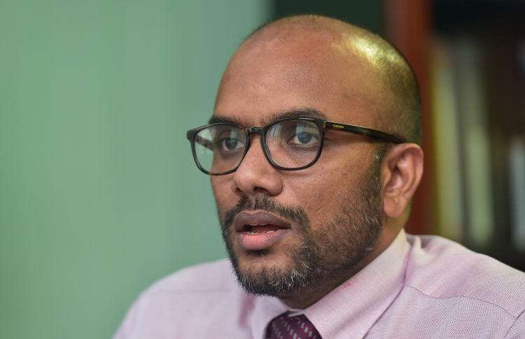 ބޮޑެތި މަޝްރޫއުތަކަށް ފައިސާ ހުރީ ހަމަޖެހިފައި: އަމީރު