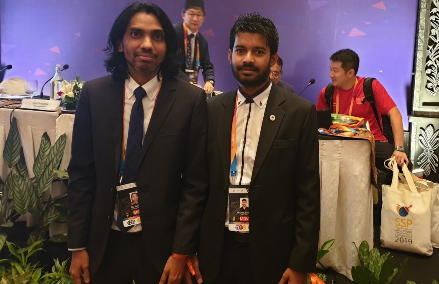 ޝިއުރީ (ކ) އާއި އައްޔަ އޭޝިއަން ޓޭބަލް ޓެނިސް ޔޫނިއަން ކޮންގްރެސްގައި.