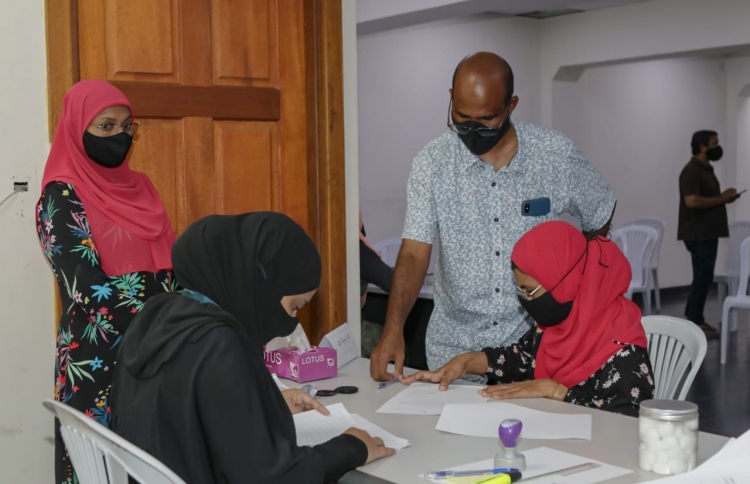 ފްލެޓުގެ ބަދަލު ހޯދުމަށް 178 މީހުން ސޮއިކުރި