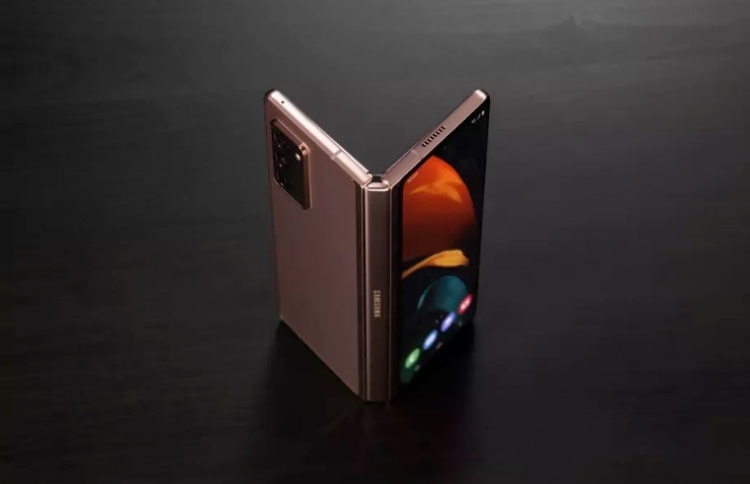 ގެލެކްސީ ޒީ ފޯލްޑް 2 މި މަހުގެ 18 ގައި