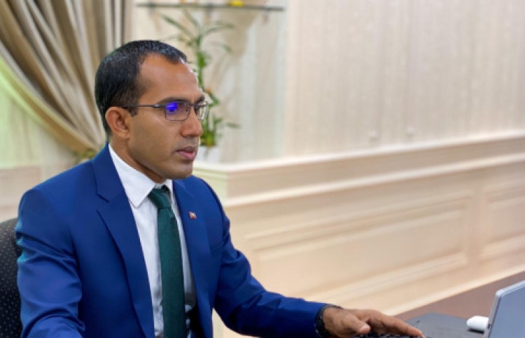 އިތުރު ސަބްމެރިން ކޭބަލް ގެންނަން މަސައްކަތްކުރަނީ