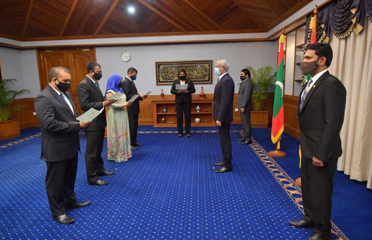 ކައުންސިލްތަކަށް މުވައްޒަފުން ނެގުމުގެ ހުއްދަ ދީފި