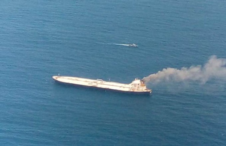 ލަންކާ ބޭރުން ބިޔަ ތެޔޮ ޓޭންކަރެއްގައި ރޯވެ އަނދަނީ