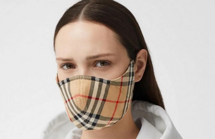 ޕީޕީއީ އުފައްދަން ބާބެރީން 700،000 ޑޮލަރު ދީފި