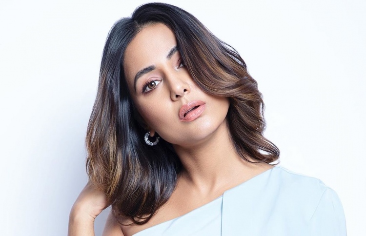 ޓީވީގެ އެންމެ މަގުބޫލު ބަތަލާ އަކީ ހީނާ