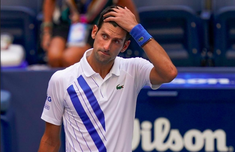 ލައިން ޖަޖެއްގައި ބޯޅައިން ޖެހުމުން ޖޮކޮވިޗް ވަކިކޮށްފި