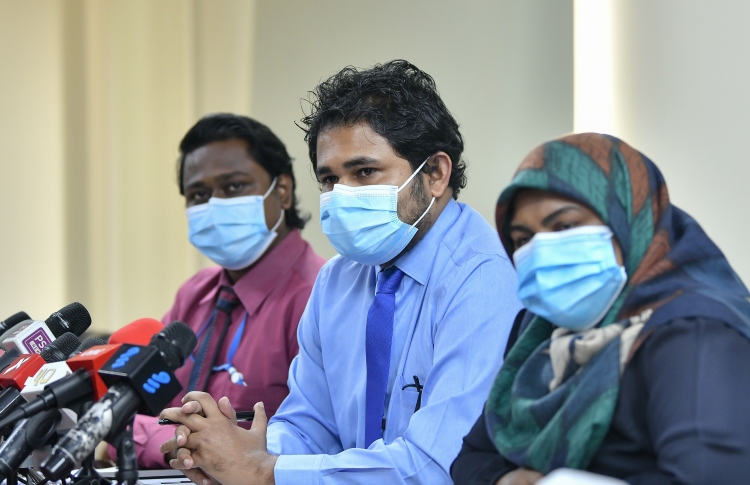 ވެބްފޮންޓެއިނާ ހަވާލުކުރުމުގައި ގޯހެއް ނުހަދަން:ފިނޭންސް