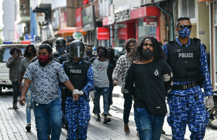 ސައިކަލު ބުރު ރޭވީ އަޅުގަނޑުމެންނެއް ނޫން: އިދިކޮޅު