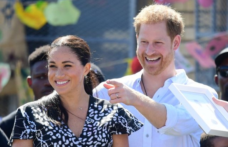 އަންހެން ކުދިންގެ ތައުލީމަށް ހެރީގެ 130،000 ޑޮލަރު