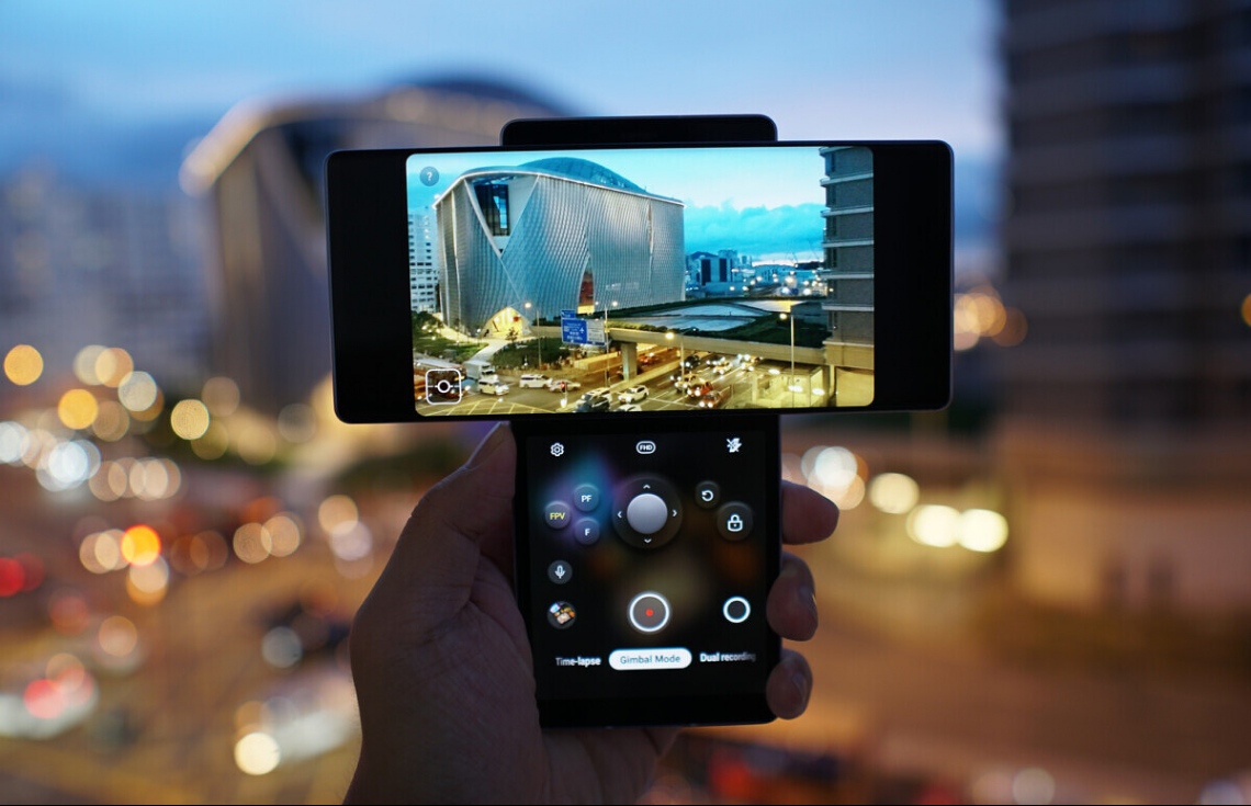 އެލްޖީގެ "ވިންގް" މިއީ އަދި މާ ތަފާތު ފޯނެއް