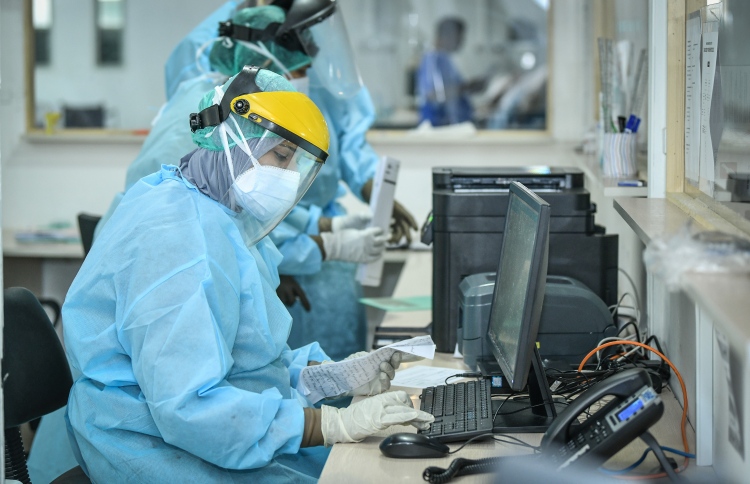 ހާހަކަށް ވުރެ ގިނަ މީހުންނަށް އިތުރަށް ފައިސާ ޖަމާވި