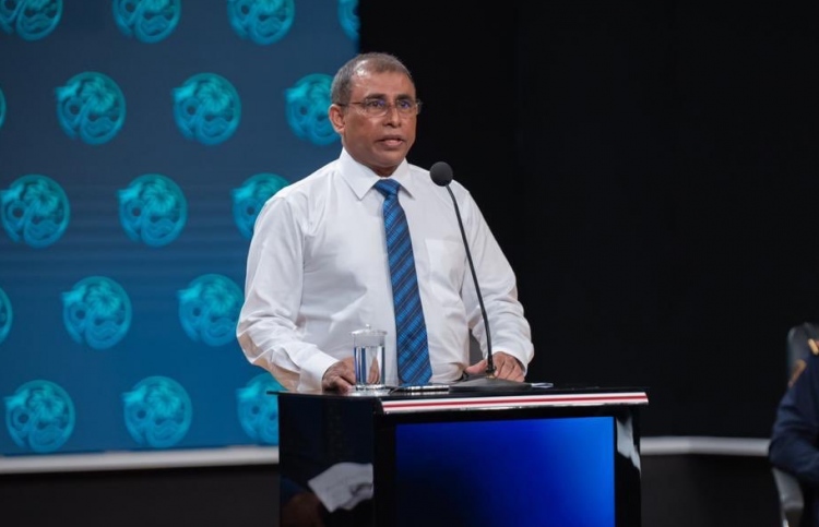"އަމާޒަކީ މިނިމަމް ވޭޖަށްވުރެ ރަނގަޅު ގޮތެއްވުން"