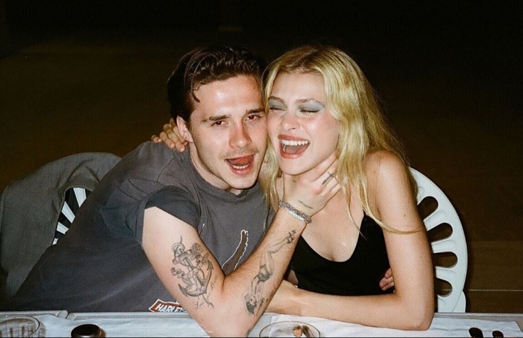 މި ފޮޓޯ "އަނިޔާވެރިކަމުން" ބޮޑު މައްސަލައަކަށްވެއްޖެ