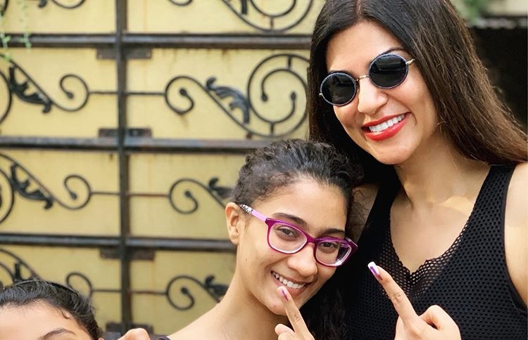 ސުޝްމިތާގެ "ދަރިފުޅު" ރެނީ އެކްޓިން އަށް