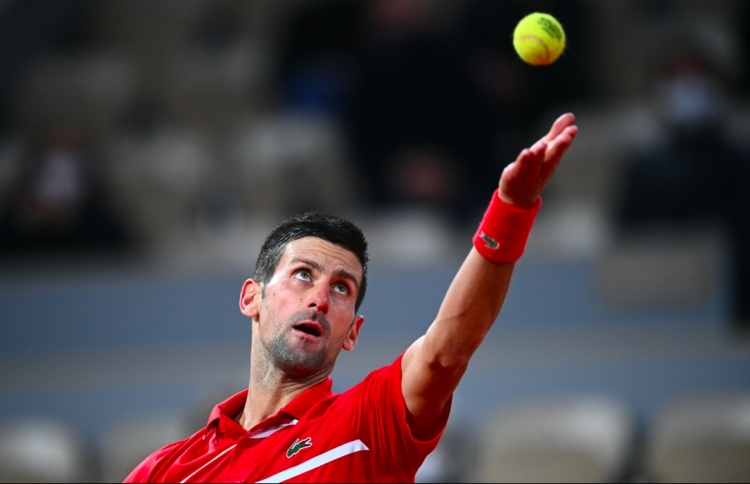 ޖޮކޮވިޗް އަތުން އަނެއްކާވެސް ލައިން ޖަޖެއްގައި ޖެހިއްޖެ